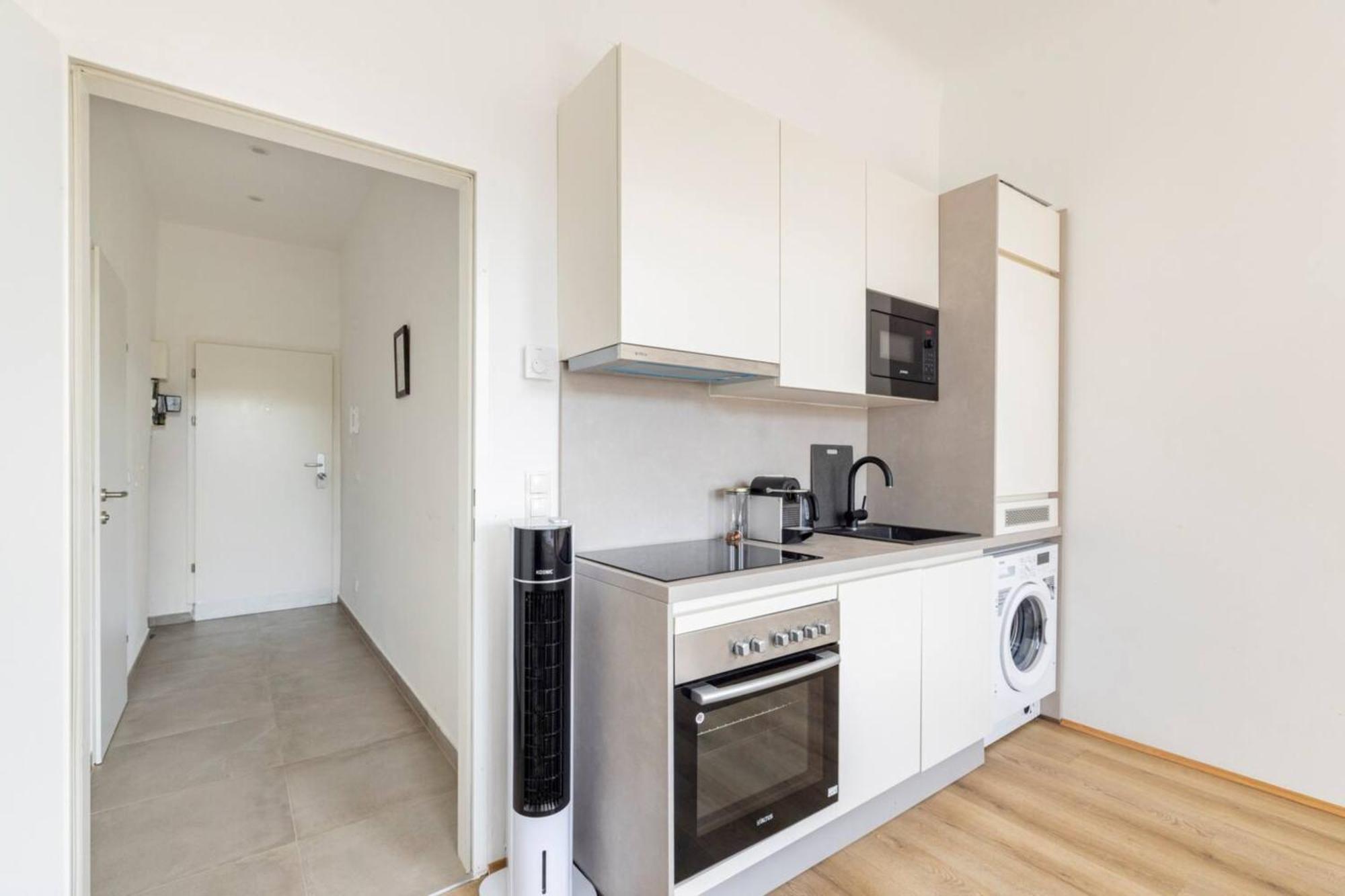 Apartment Near Schoenbrunn & Metro Wien Ngoại thất bức ảnh